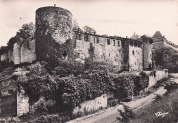 33 LA REOLE CHATEAU DES QUAT SOS - La Réole