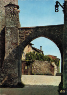 1 PEROUGES LA PORTE D EN HAUT - Pérouges