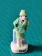 Fève / Fèves 2000 La Mode Des Siècles 1940 (T 3453) - Personen