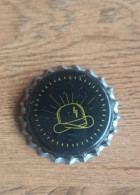 BRAZIL  BREWERY BOTTLE CAP BEER  KRONKORKEN  Unused Cap 06 - Bière