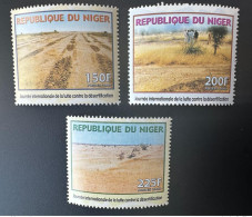 Niger 2000 Mi. 1761 - 1763 Journée Internationale De La Lutte Contre La Désertification ** 4 Val. - Niger (1960-...)