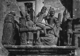 29 SAINT THEGONNEC CALVAIRE DE 1610 - Saint-Thégonnec