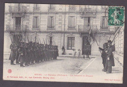 Ain Bourg (en Bresse ) 23è Regiment D' Infanterie Les Honneurs Au Drapeau ( Cliché Capitaine Sourmet 18855) - Andere & Zonder Classificatie