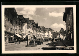 AK Bad Tölz, Marktstrasse Mit Radfahrern Und Autos - Bad Toelz