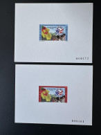 Cameroun Cameroon Kamerun 1986 Mi. 1108 - 1109 Corps De La Paix Peace Corps Drapeau Flag Fahne USA - Timbres