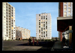 95 - GOUSSAINVILLE - LES GRANDES BORNES - Goussainville