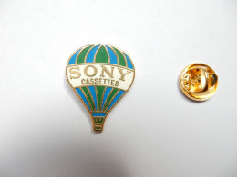 Beau Pin's En Zamac , Montgolfière Sony Cassettes , Signé SONY 1989 - Airships