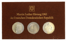 Themensatz "Martin-Luther-Ehrung" 1983. Schloßkirche, Wartburg 1983 (!) Und Luthers Geburtshaus In Hartplastik Mit Braun - Andere & Zonder Classificatie