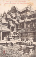 Delcampe - Cambodge - ANGKOR WAT - Passage De La Galerie En Croix - Ed. P. Dieulefils 1762 - Kambodscha