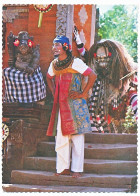 Delcampe - CPSM Dentelée 10.5 X 15 Indonésie BALI Island The Drama At The Barong N& Rangda Play, Comes From A Favorite Folklore - Indonesien