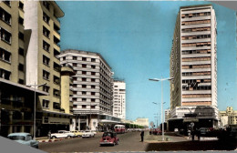 Delcampe - CASABLANCA . AVENUE DES FORCES-ARMEES-ROYALES .  CARTE ECRITE LE 23 DEC. 1971 - Casablanca