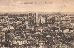 Delcampe - [-25%] BELGIQUE - Bruxelles - Vue Générale Sur Sainte Gudule - Carte Postale Ancienne - Monuments