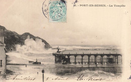 Delcampe - [-15%] FRANCE - Port En Bessin - La Tempête - Vue Générale - Carte Postale Ancienne - Port-en-Bessin-Huppain