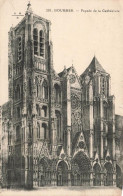Delcampe - [-25%] FRANCE - Bourges - Façade De La Cathédrale - Carte Postale Ancienne - Parks, Gärten