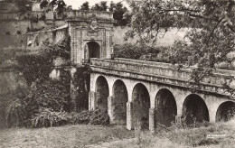 Delcampe - [-15%] FRANCE - Blaye - Entrée De La Citadelle - Vue Générale - Carte Postale Ancienne - Blaye