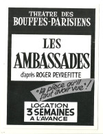 Delcampe - AFFICHETTE THEATRE DES BOUFFES PARISIENS / LES AMBASSADES Avec LOUIS DUCREUX ET NOEL ROQUEVERT - Affiches
