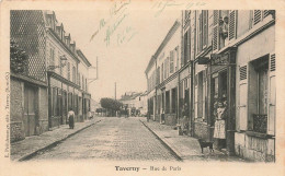 Delcampe - [-25%] FRANCE - Taverny - Rue De Paris - Le Petit Journal - Dos Non Divisé - Carte Postale Ancienne - Taverny