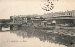 Delcampe - [-20%] FRANCE - Bayonne - Les Halles - Canal - Carte Postale Ancienne - Bayonne