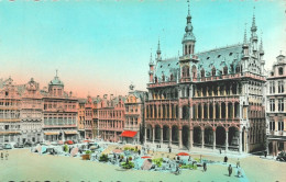 Delcampe - BRUXELLES - La Grand Place, Maison Du Roi  (2 Scans) - Plätze