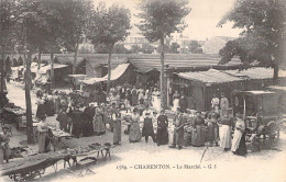 Delcampe - [-30%] MARCHES - CHARENTON - Le Marché - GI - Carte Postale Ancienne - Marktplaatsen