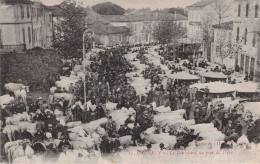 Delcampe - [-30%] MARCHES - CAZERES - Le Boulevard Un Jour De Foire - Carte Postale Ancienne - Marktplaatsen