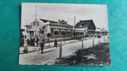 Delcampe - CPSM SAINT QUENTIN AISNE L ENTREE DE LA PLAGE ED CAP REAL PHOTO 137 ANIMATION - Saint Quentin