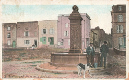 Delcampe - [-10%] FRANCE - Montferrand - Place De La Rodade - Fontaine Publique - Chien - Animé - Colorisé - 2 - Carte Postale Anci - Clermont Ferrand