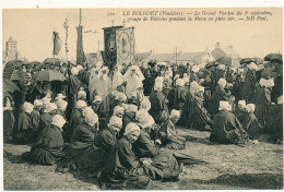 Delcampe - LE FOLGOET - Le Grand Pardon, Groupe De Pélerins - Le Folgoët