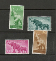 Delcampe - WILDLIFE - SPANISH GUINIA-  1957 - ELEPHANTS SET OF 4  MINT NEVER HINGED - Eléphants