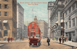 Delcampe - CPA ETATS UNIS D'AMERIQUE / USA / STATE STREET AND OLD STATE HOUSE / BOSTON - Boston