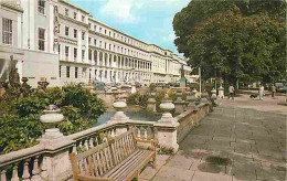 Delcampe - Royaume Uni - Cheltenham - The Promenade - CPM - UK - Voir Scans Recto-Verso - Cheltenham