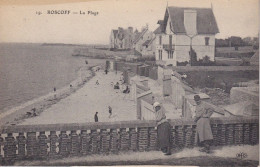 Delcampe - CPA ROSCOFF 29 - La Plage - Roscoff