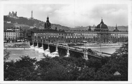 Delcampe - [-5%] FRANCE - Lyon - Pont De La Guillotière - Grand Hôtel Dieu - 25 Juillet 1939 - Real Photo - CAP - Carte Postale Anc - Altri & Non Classificati