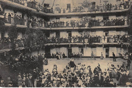 Delcampe - GUISE : Familistere, Bal D'enfants - Tres Bon Etat - Guise