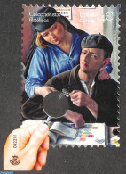 Delcampe - Spain 2020 Stamp Collectors S/s (with Magnifier Built In), Mint NH, Various - Philately - Stamps On Stamps - Other Mat.. - Unused Stamps
