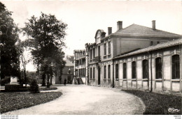 Delcampe - 1 Cpsm Muret - Les écoles Publiques - Muret