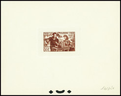 Delcampe - Epreuve 30F Nations Unies Paris 1951, 1er Projet Gravé Par Decaris, épreuve En Brun-rouge. TB - Künstlerentwürfe