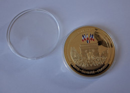 Delcampe - --1-médaille 8 Mai 1945-- 70-eme Anniversaire De La 2-eme Guerre Mondiale--NEUVE-VENDU-EN-L'ETAT---- - Sonstige & Ohne Zuordnung