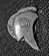 Delcampe - Broche (type Pin's) Bicentenaire De La Révolution Française 1789-1989 "Bonnet Phrygien" - Sonstige & Ohne Zuordnung