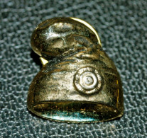 Delcampe - Broche (type Pin's) Bicentenaire De La Révolution Française 1789-1989 "Bonnet Phrygien" - Sonstige & Ohne Zuordnung