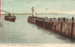 Delcampe - [-15%] FRANCE - Royan - Larrivée Du Bateau De Bordeaux - Carte Postale Ancienne - Royan