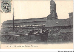 Delcampe - CAR-AAIP5-59-0400 - LA MADELEINE - Cour De L'Usine Kuhlmann - Peniche - La Madeleine