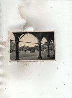 Delcampe - IEPER - Zicht Op De Grote Markt Met Zuillengang Der Hallen - Ieper