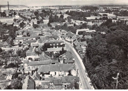 Delcampe - 60 - SAN61008 - AUNEUIL - Vue D'Ensemble - Lapie 10 - CPSM 10x15 Cm - Auneuil