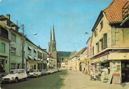 Delcampe - 57 SARRALBE RUE CLEMENCEAU ET LA CATHEDRALE - Sarralbe