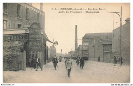 Delcampe - AUEP6-0418-95 - BEZONS - Rue Jean Jaurès - Sortie Des Téléphones - Bezons