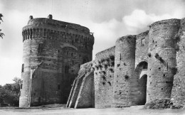 Delcampe - [-10%] FRANCE - Dinan - Château - Porte Du Guichet - Patrimoine - Royauté - Véritable Photo Au Bromure - Carte Postale A - Dinan