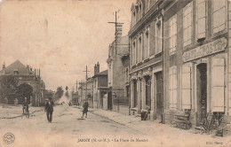 Delcampe - [-5%] FRANCE - Jarny - Place Du Marché - Vélo - Transport - Bâtiment - Café - Rue - Animé - Ed Bouvy - Carte Postale Anc - Jarny