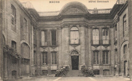 Delcampe - Macon * Cour Intérieure De L'hôtel SENNECE - Macon