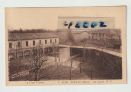 Delcampe - CPA - 81 - ALBI - Ecole Sainte Marie - Les Cours P. X. - Vers 1930 - Pas Courant - Albi